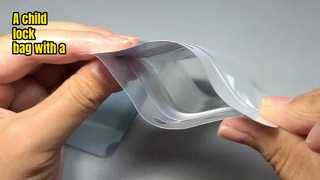 Un sac à sécurité enfant avec fenêtre de visualisation