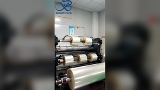 Film composite antistatique transparent, résistant à la poussière et à l'humidité