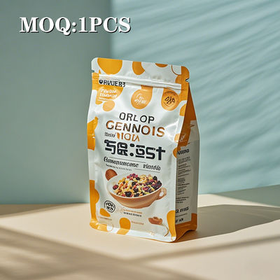 Finition mate personnalisée Poches debout Mylar sacs avec fenêtre pour l' emballage alimentaire