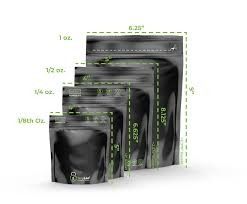 Un sac en plastique recyclable personnalisé pour captiver les emballages qui demandent de l'attention