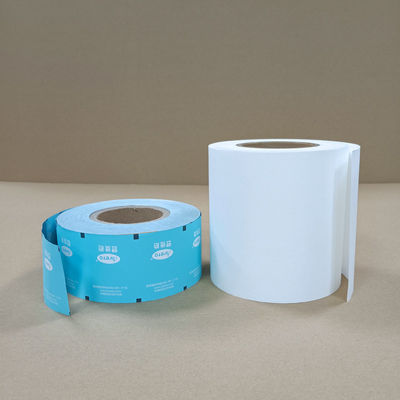 Film de rouleau non imprimé hautement résistant à l'humidité et durable pour les emballages alimentaires