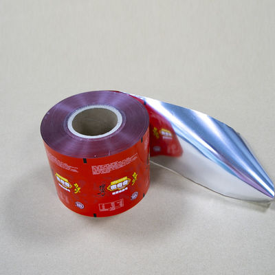 Film d'emballage en plastique composite multicouche en rouleau Matériau de qualité alimentaire Impression et tailles personnalisables