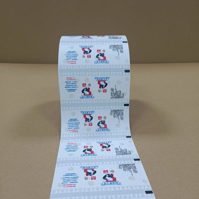 Films d'emballage de bonbons métalliques à finition personnalisables pour les emballages de marques haut de gamme 12 couleurs 20-80 μm