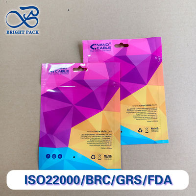 Des sacs scellés par fenêtre transparente Impression sur mesure Réductions en vrac pour l'emballage d'accessoires électroniques.